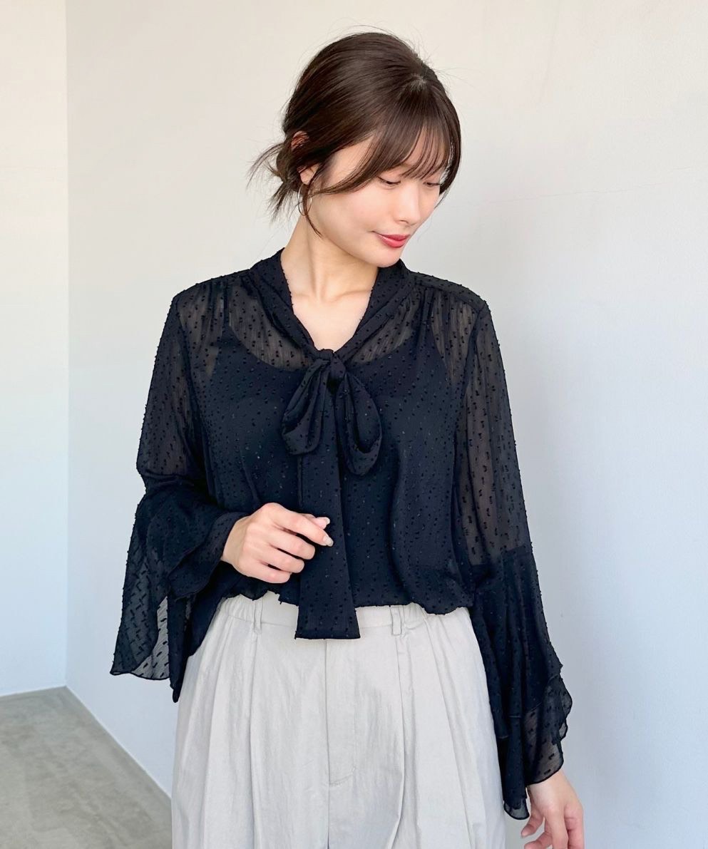 袖フレアボウタイブラウス｜Stola.（ストラ）公式通販サイト