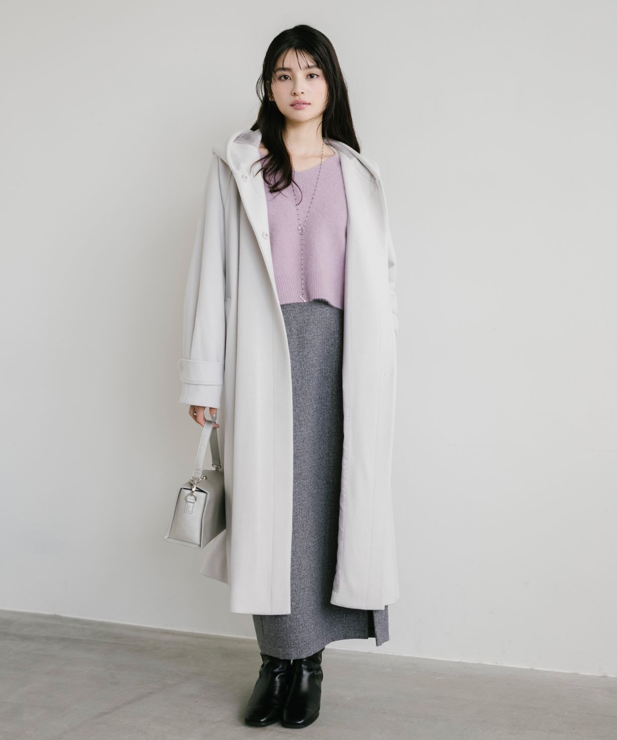 FOX混Vネックニットプルオーバー｜Stola.（ストラ）公式通販サイト