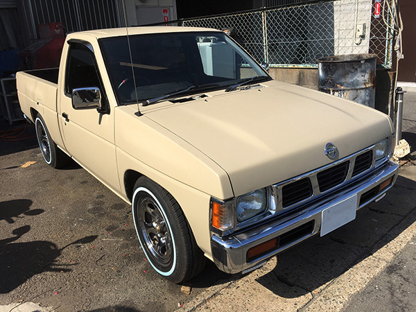 ミルクティーベージュ - 刷毛（ハケ）・ローラーで車をDIYで全塗装しよう！