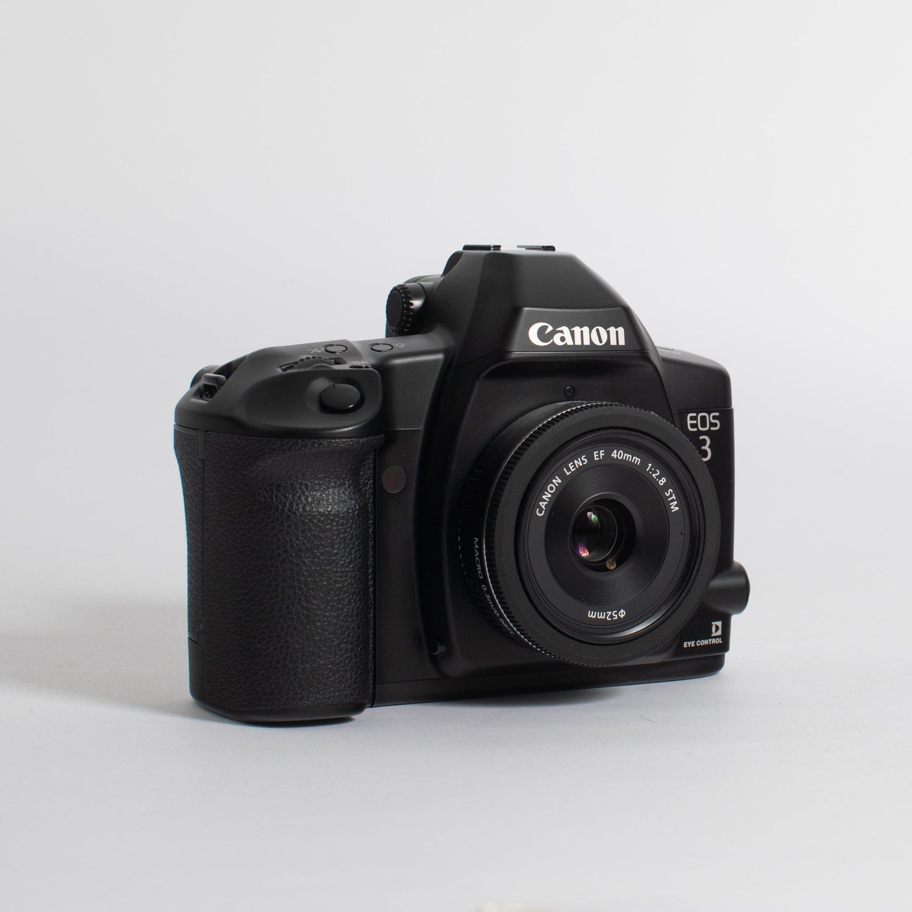 Canon EOS-3 with 40mm f2.8 Canon Pancake Lens – Film Supply Club