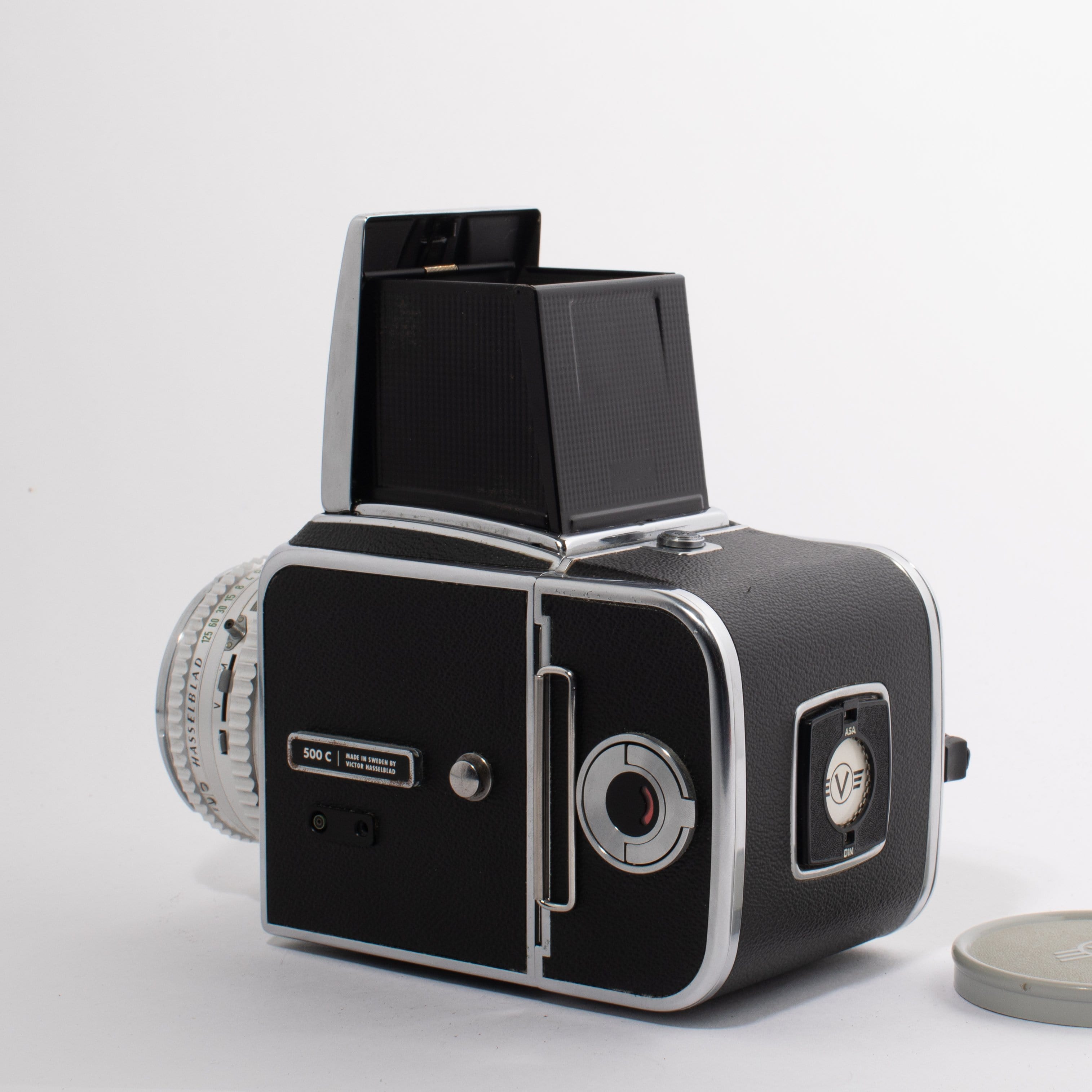 Hasselblad 500C with Zeiss Planar T* 80mm f/2.8 - MINT – Film