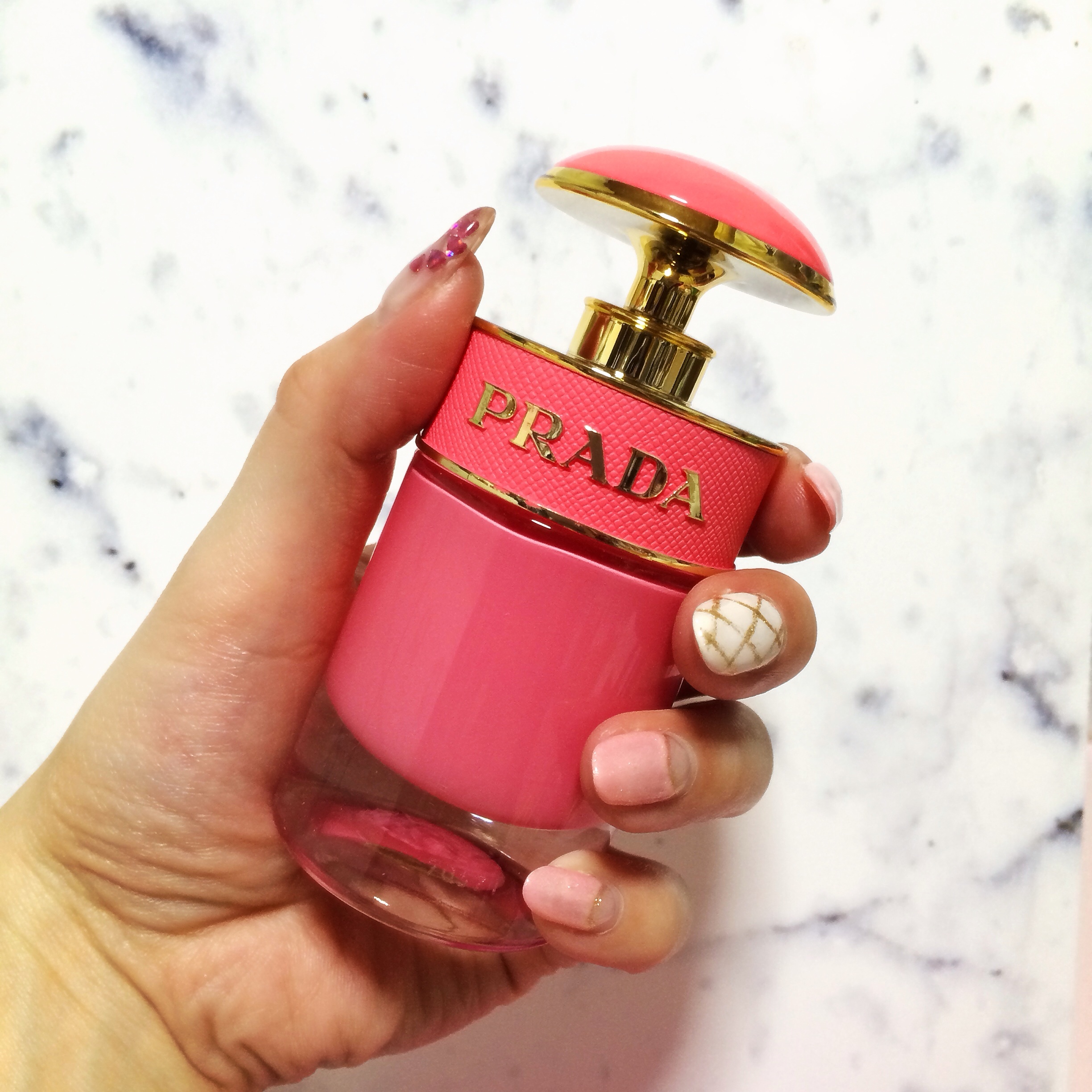 プラダ ビューティ / キャンディ グロス オーデトワレの公式商品情報