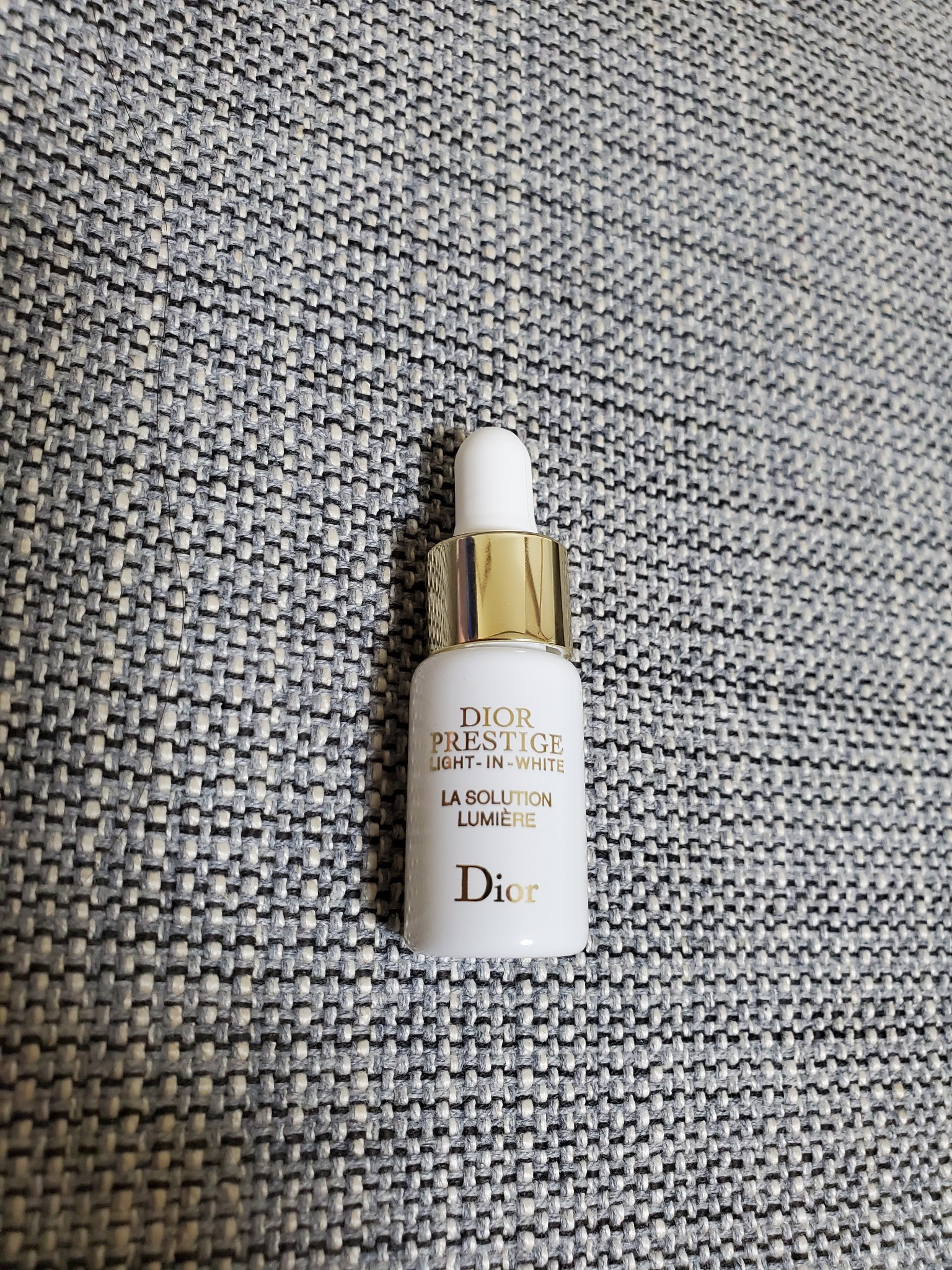 ディオール / プレステージ ホワイト ラ ソリューション ルミエールの