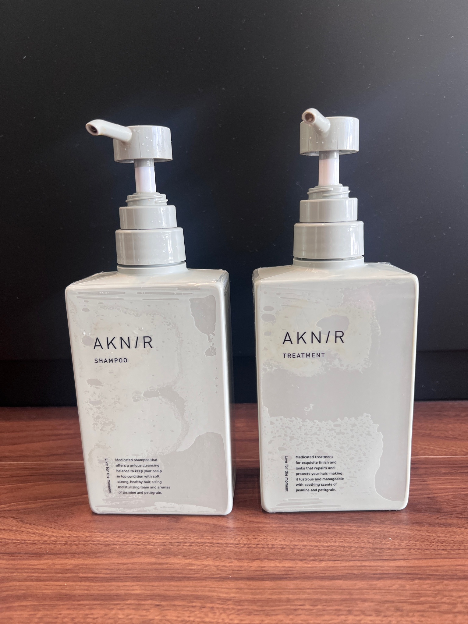 AKNIR(アクニー) / 薬用ヘアシャンプー＆トリートメントの公式商品情報