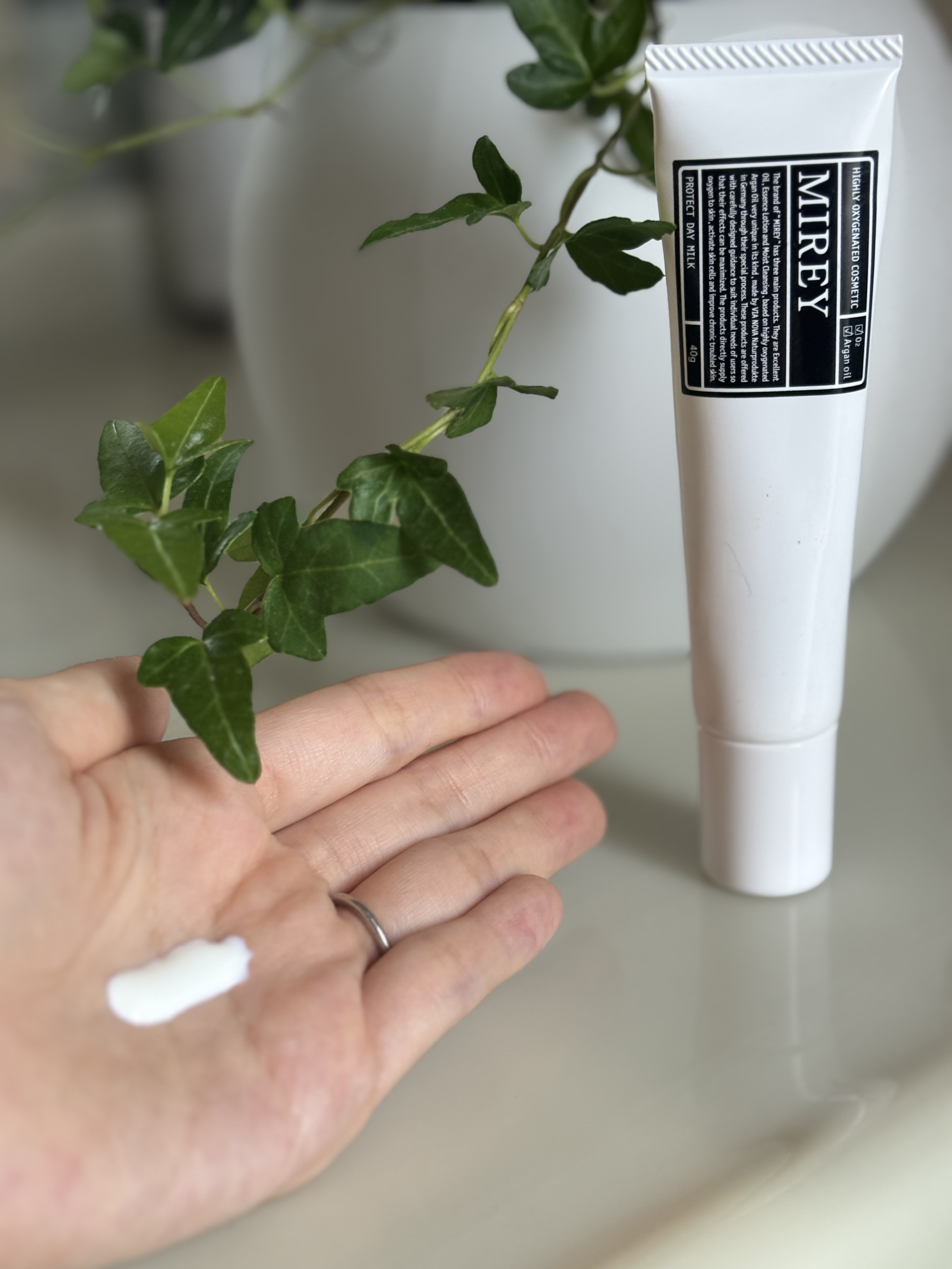 MIREY / MIREYプロテクトディミルクの公式商品情報｜美容・化粧品情報