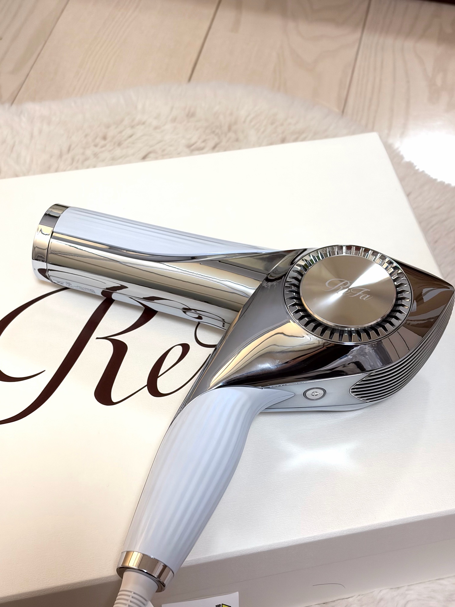 ReFa / リファビューテック ドライヤー BX ホワイトの公式商品情報