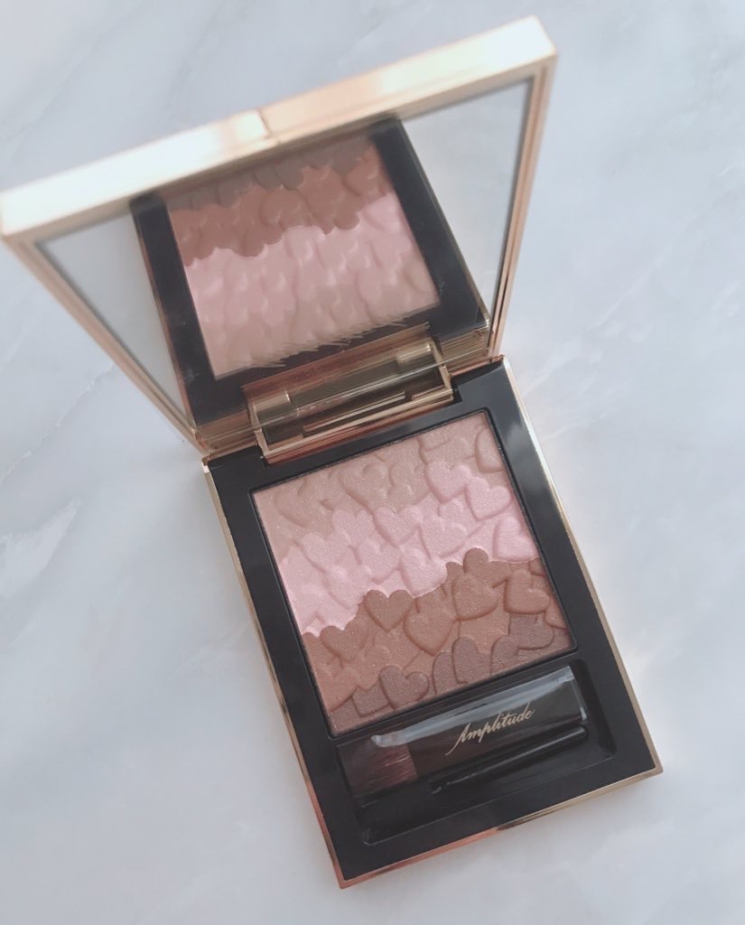 Amplitude(アンプリチュード) / アンプルラブ フォーアイズの公式商品