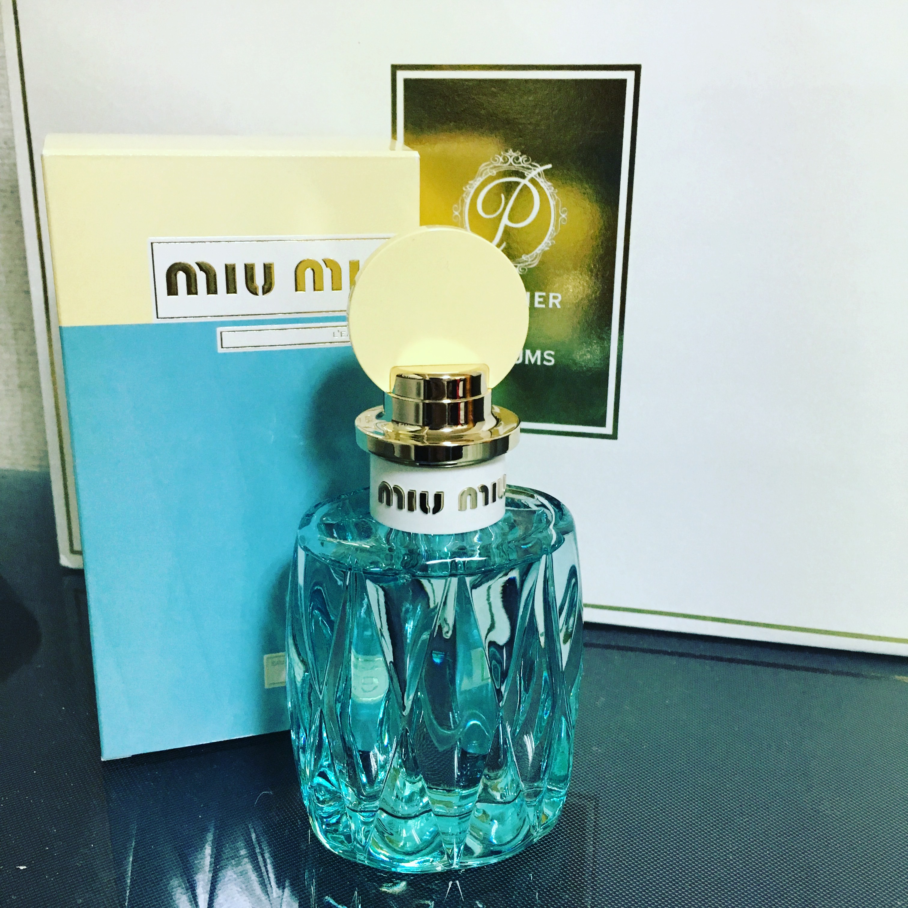 ミュウミュウ / ミュウミュウ ロー ブルー オードパルファムの公式商品