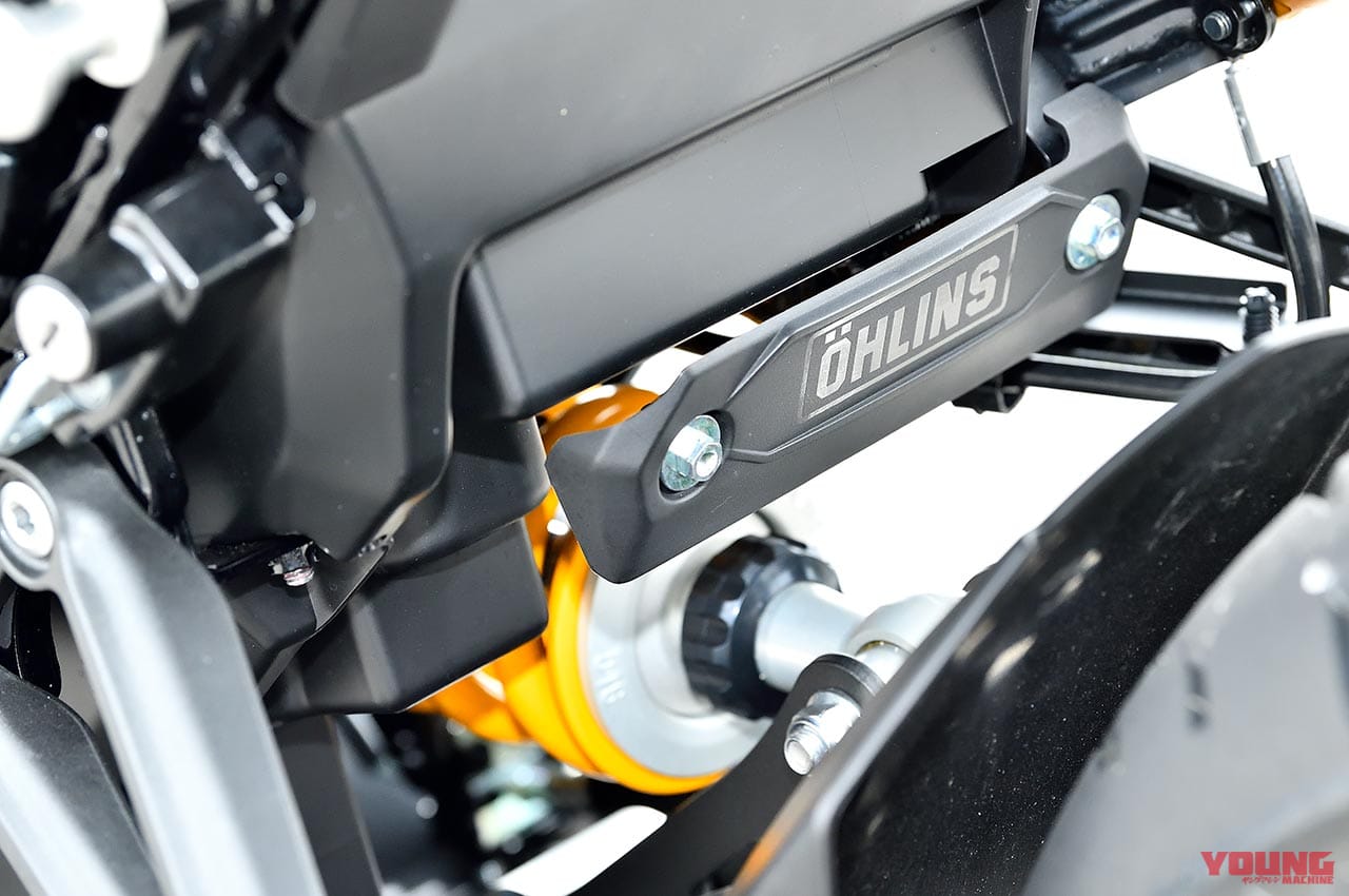 カワサキZ900RS SE！専用装備比較解説【超人気イエローボール】 - ForR