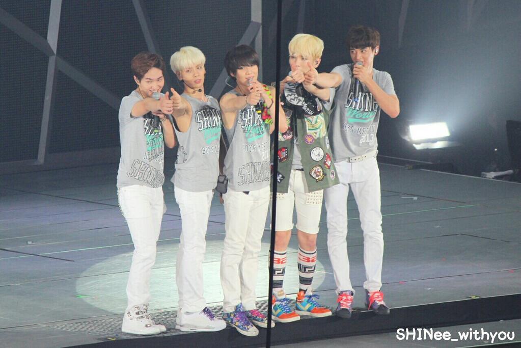 Shining SHINee – 'SHINee WORLD 2013~Boys Meet U' Japan Arena Tour