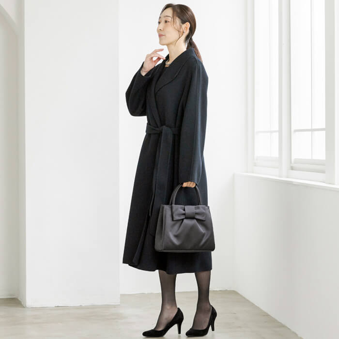 ベルト付｜カシミヤ混のウールコート L・ブラック｜東京ソワール