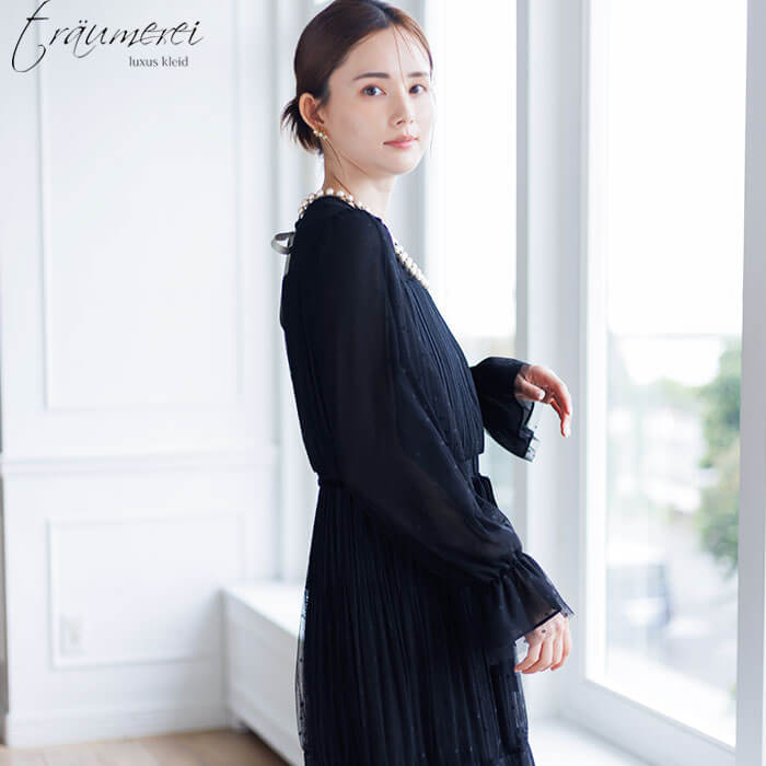 WEB限定｜ドットチュールプリーツドレス 9号・ブラック｜東京ソワール