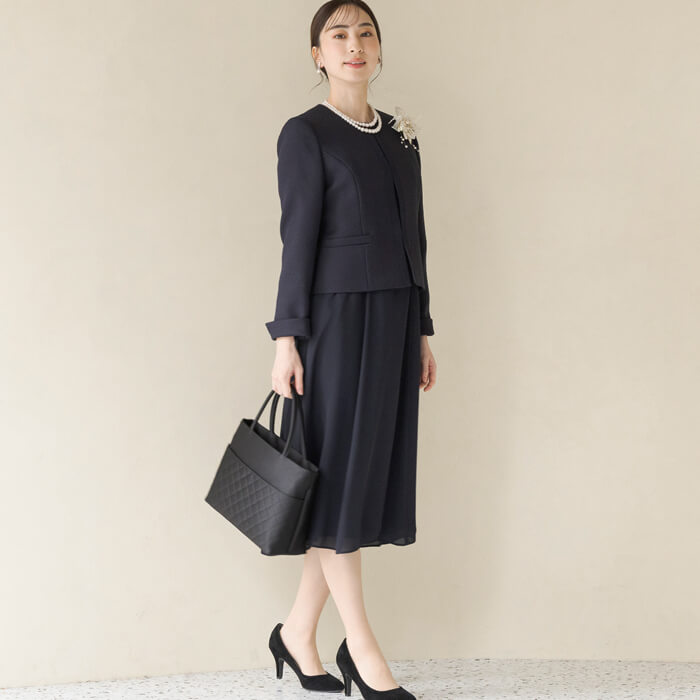 WEB限定】セレモニーに華を、ゆれるパールコサージュ ・オフホワイト