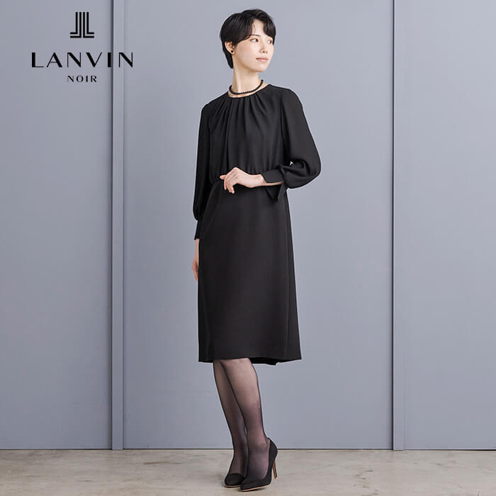 ランダムギャザータックのワンピース 9号・ブラック｜東京ソワール