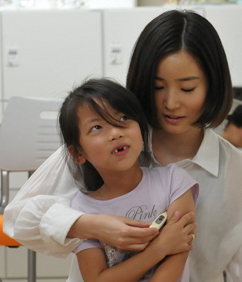 木曜ドラマ劇場『37.5℃の涙』（TBS系）主演女優の蓮佛美沙子さんが研修