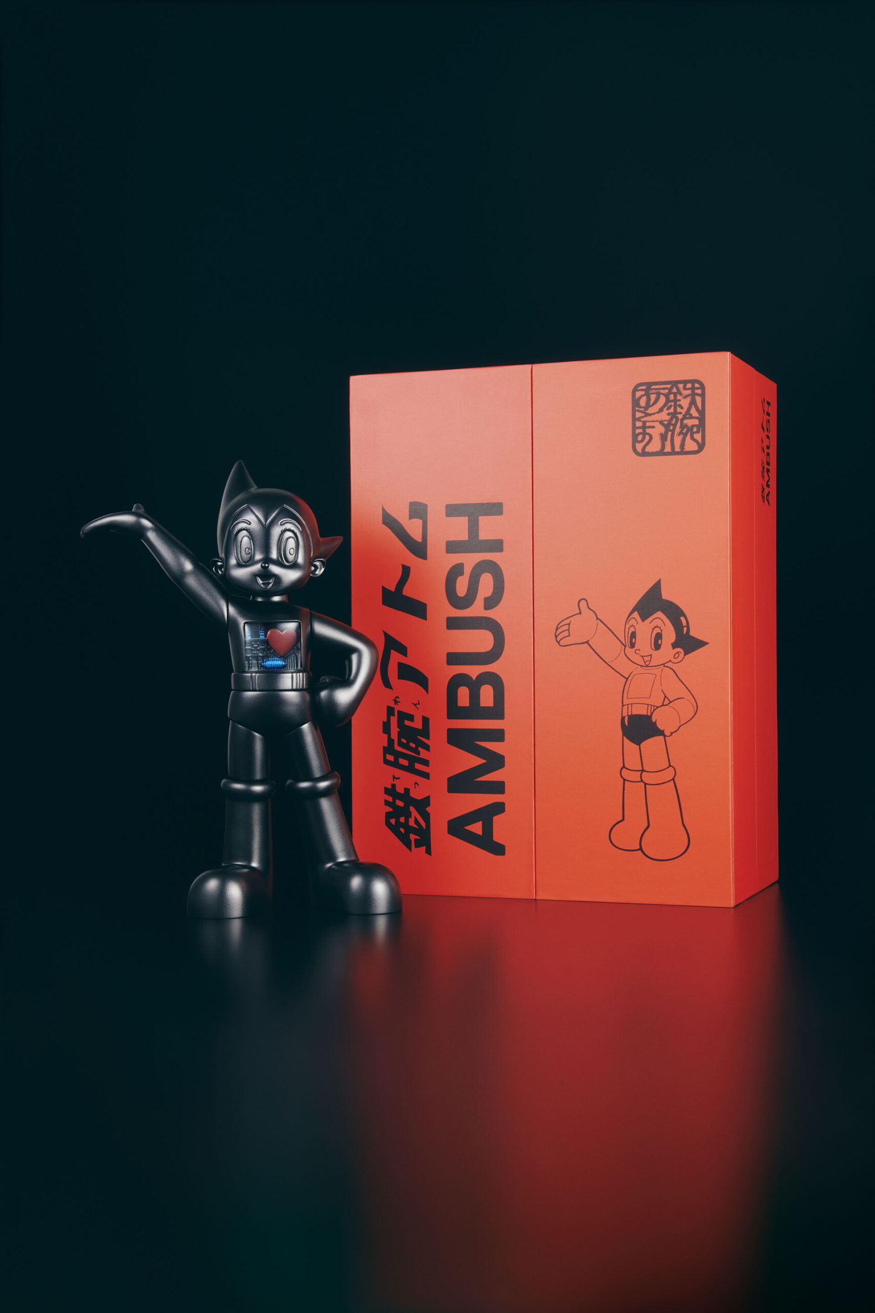 AMBUSH®から「鉄腕アトム」とのコラボコレクションが7月29日(金)登場