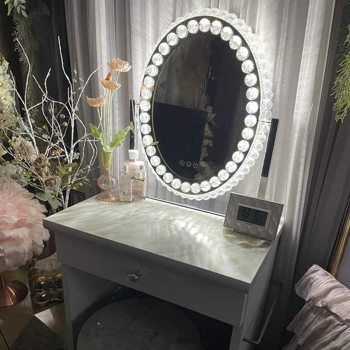 ワークデスクとしても使用できるコンパクトなドレッサー | Francfranc