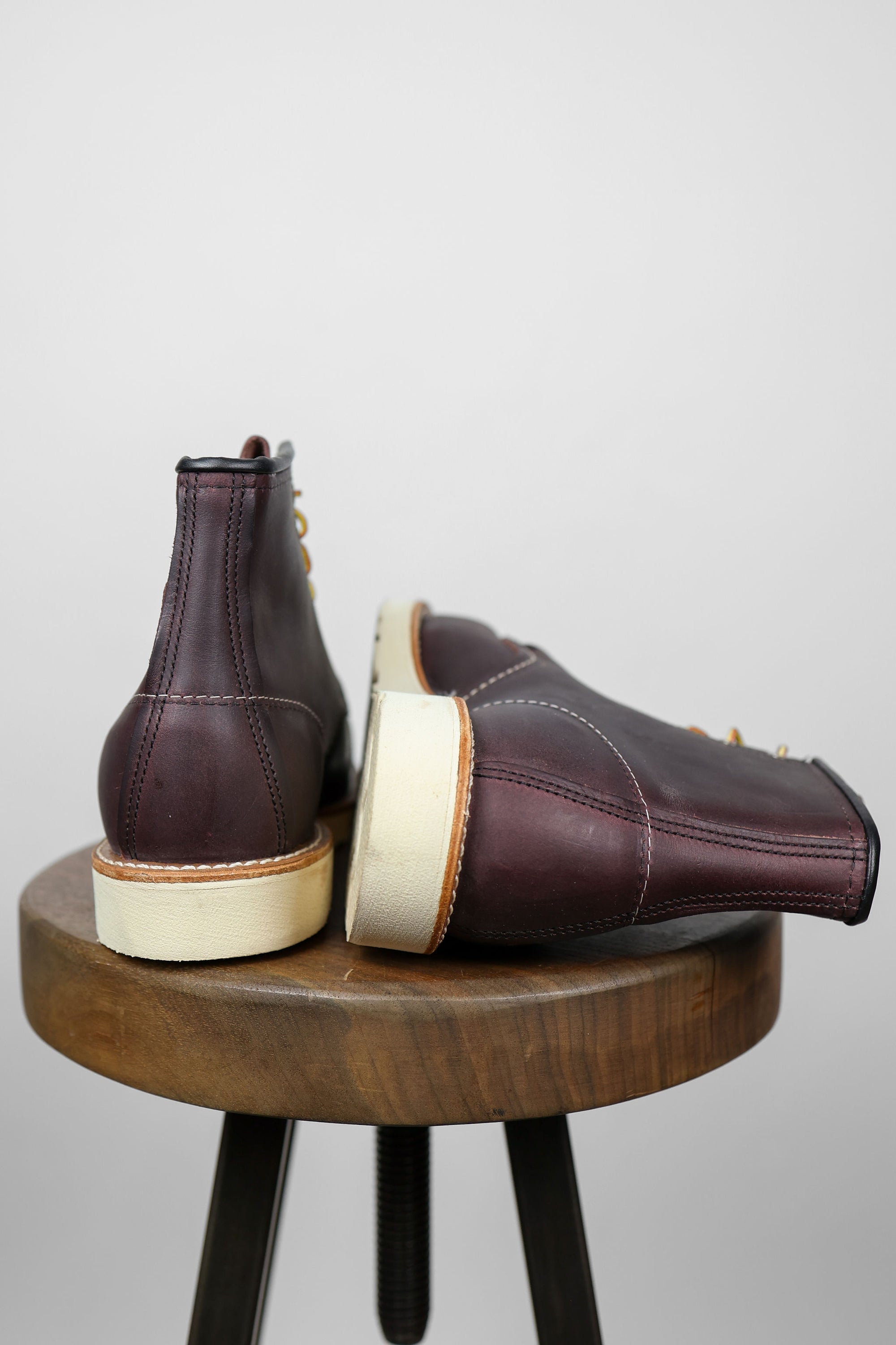 Red Wing Heritage Classic Moc 8847- Black Cherry - Franklin & Poe