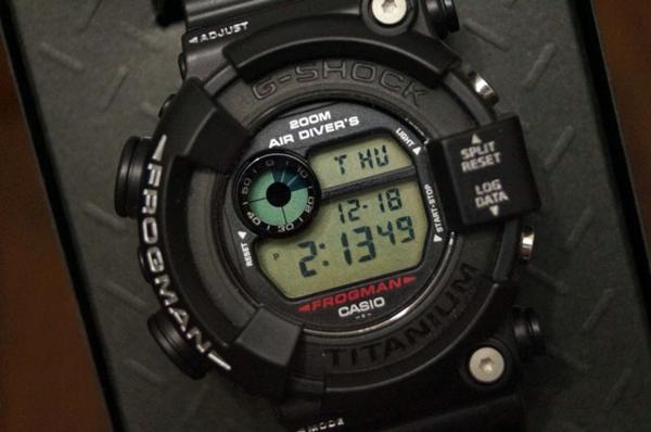 G-SHOCK DW-8200Z-1T フロッグマン メンインブラック