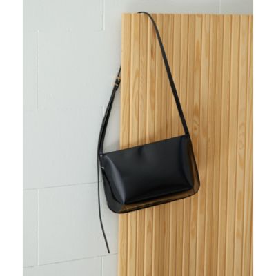 Whim Gazette(ウィム ガゼット)の【Hoaw.】ガラスレザーショルダー通販
