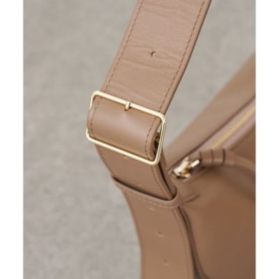 Whim Gazette(ウィム ガゼット)の【2.718】Sleekクロスボディ通販