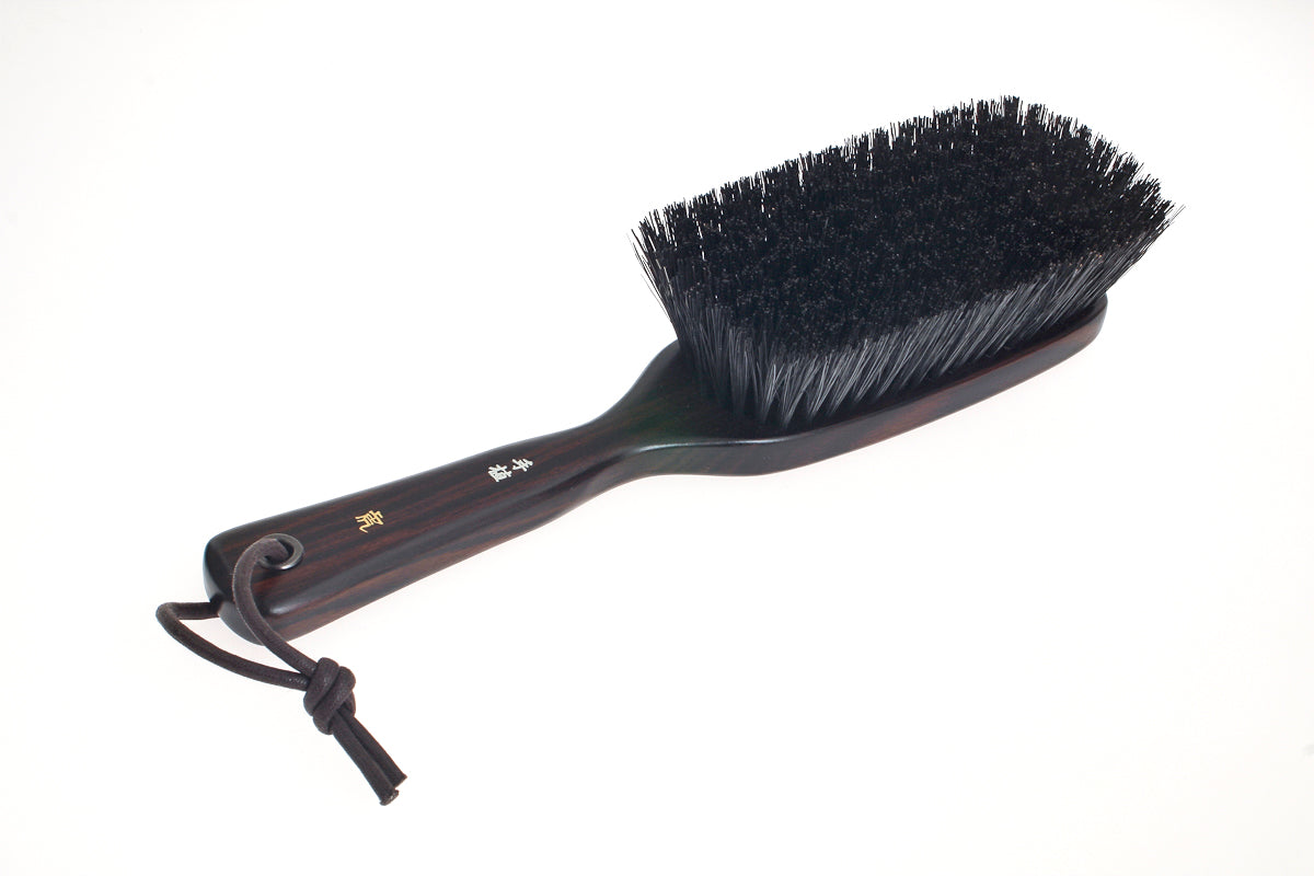 手植洋服ブラシ – 藤本虎