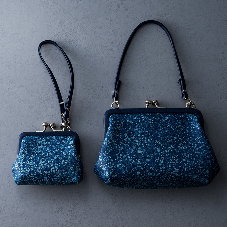 池之端銀革店】Cramp×SUKUMO Leather 藍染めがま口財布 | 藤巻百貨店