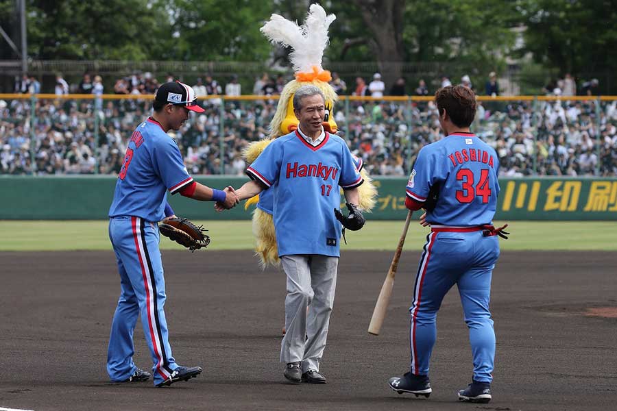 山田久志氏が考える「プロとは何か」 ファンに愛された星野、衣笠の