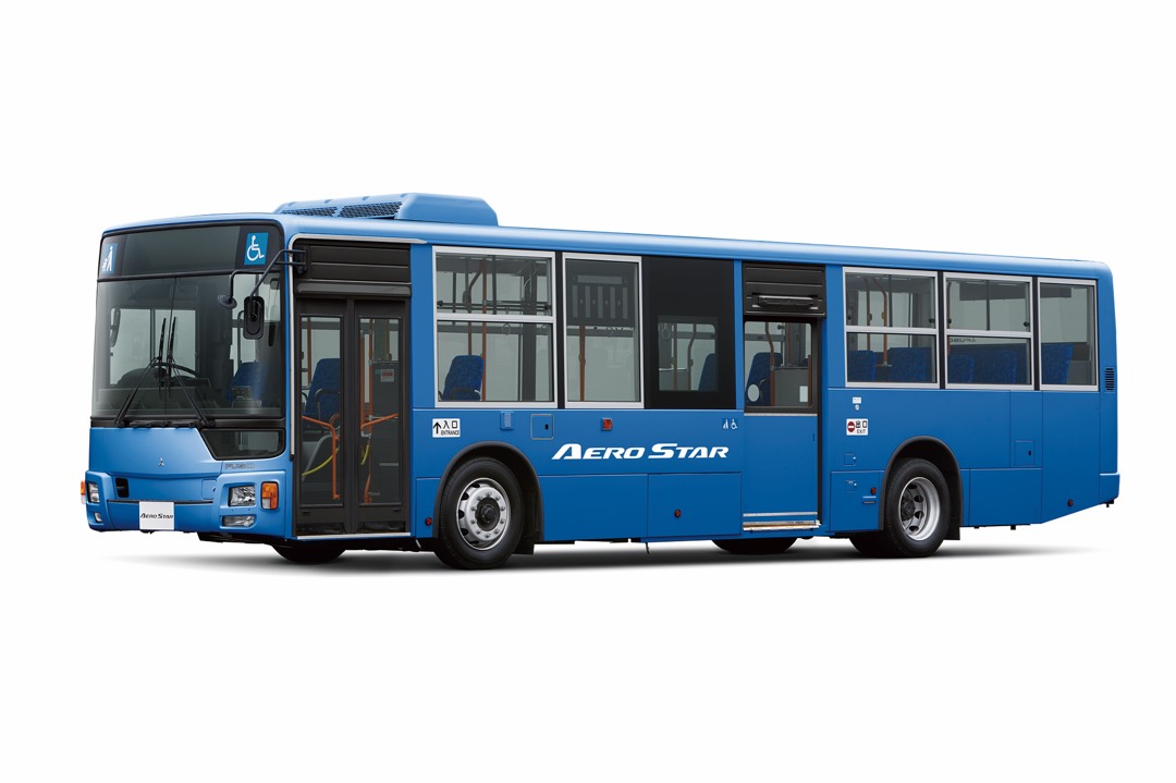 大型路線バス「エアロスター」新型モデルを発売 | 三菱ふそうトラック