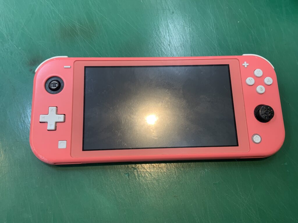 Nintendo Switch Lite 左スティックが折れたので交換修理対応 - ゲーム