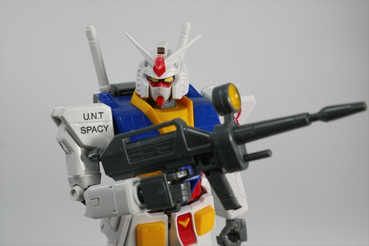 MGガンダムレビュー｜1/100スケールマスターグレードモデル