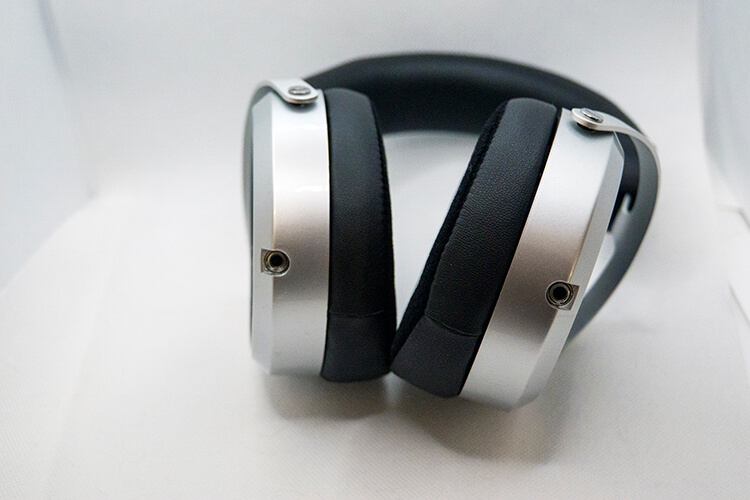 HiFiMAN HE400se レビュー】有りえんコスパの平面駆動開放型