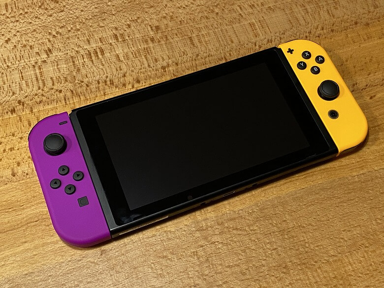 Joy-Con(L) ネオンパープル/(R) ネオンオレンジ レビュー】カラー