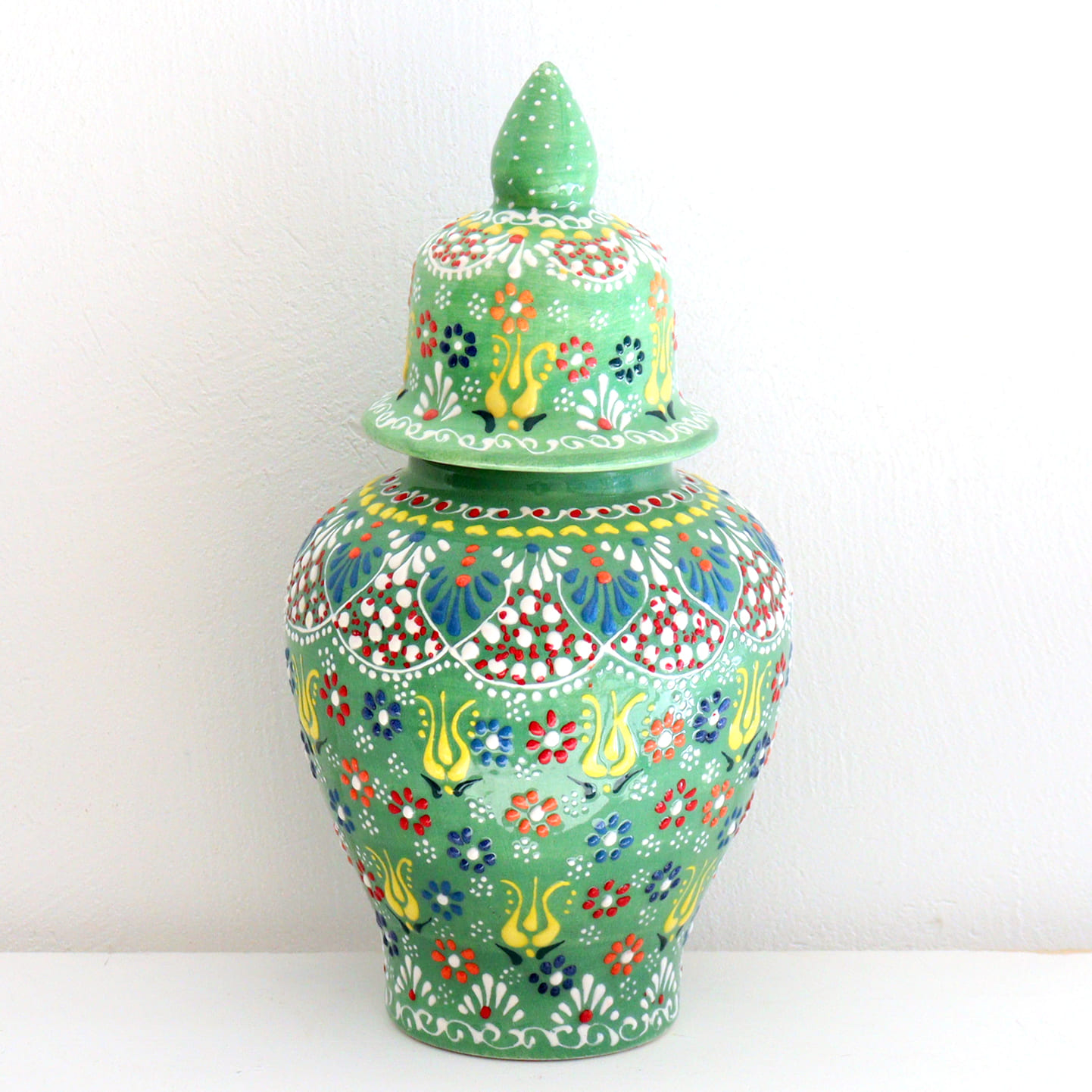 トルコ陶器 蓋つき壺 高さ25×直径11cm フラワーデザイン グリーン