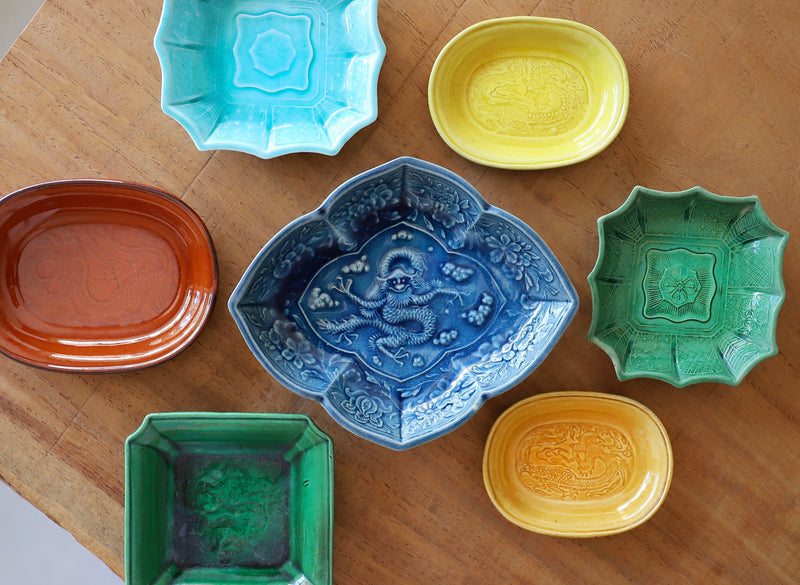 珉平焼菱形皿 (青・大) – Gallery Nisui