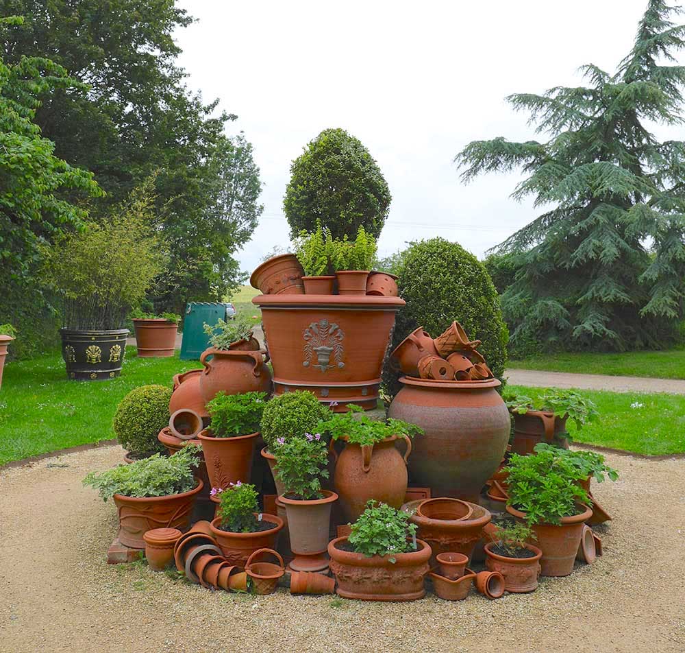 イングリッシュガーデン旅案内【英国】鉢づくりの老舗「ウィッチ