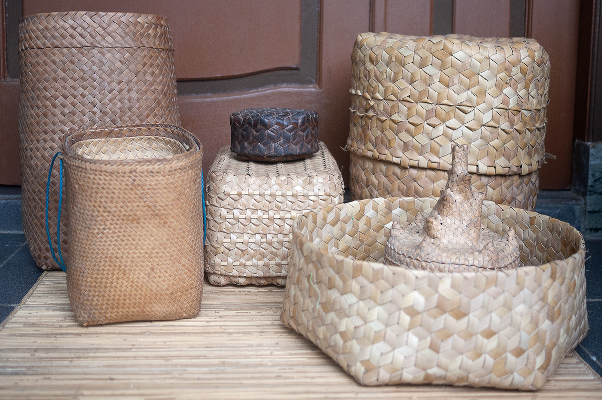 The Lontar basketry of Palu'e Island (eastern Indonesia) | Garland