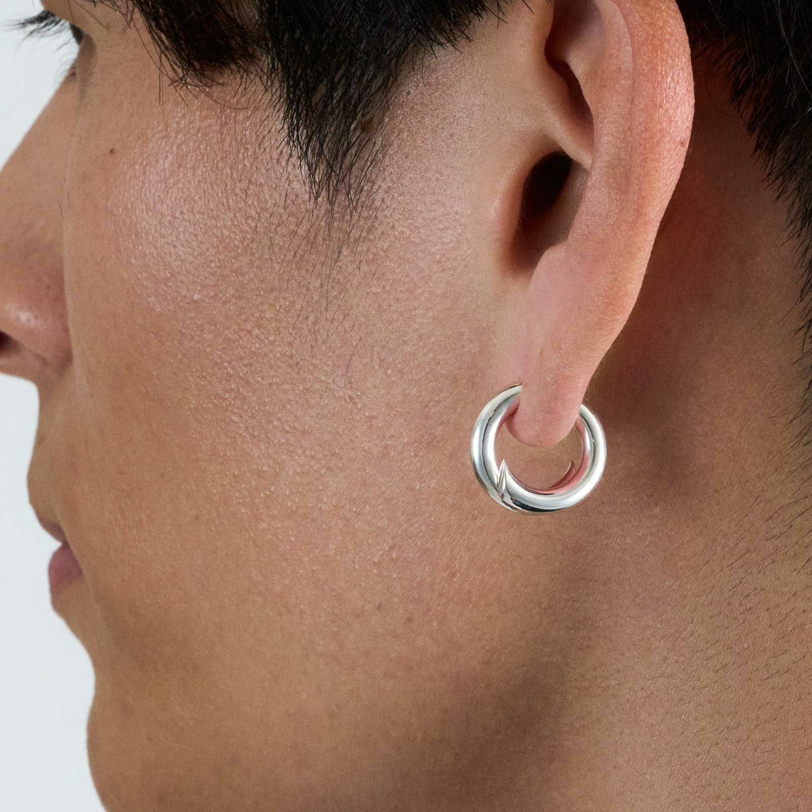 Intersect Hoop Pierce | GARNI ONLINE STORE