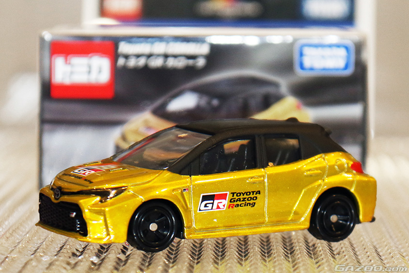 人はナゼ、長蛇の列を作り並ぶのか?『限定ミニカー』に集まった熱狂