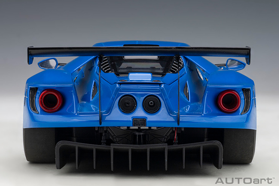 ル・マンで4連覇した伝説のマシンの新型モデル～ミニカー 「1/18