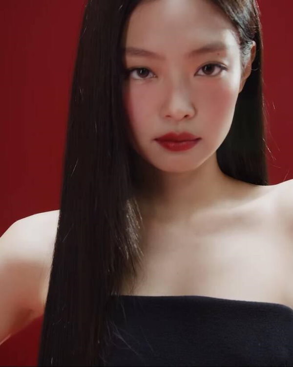 Qoo10] ヘラ [BLACKPINK ジェニー愛用] [