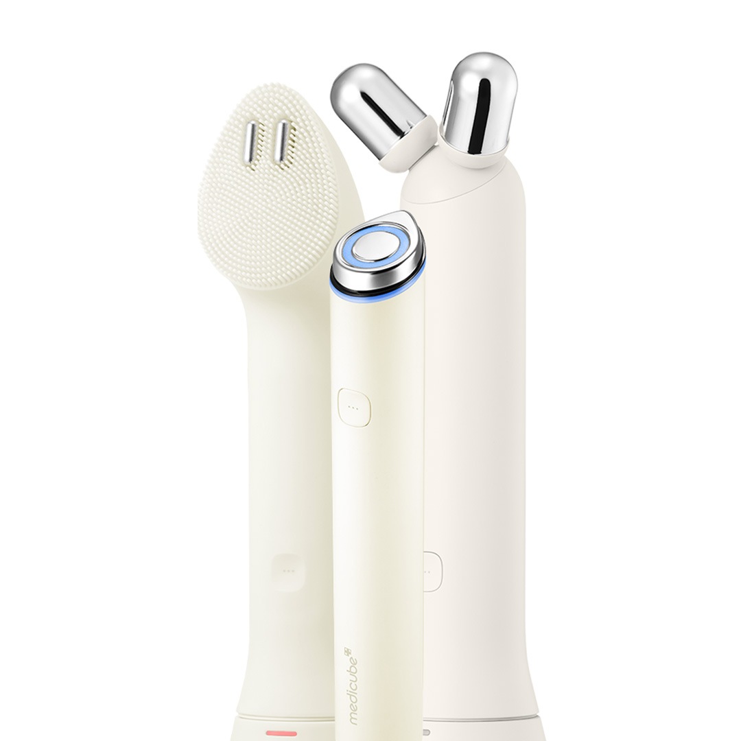 medicube 振動リフトクレンザーヘッド 毎日がエステ帰りの肌”へ導く