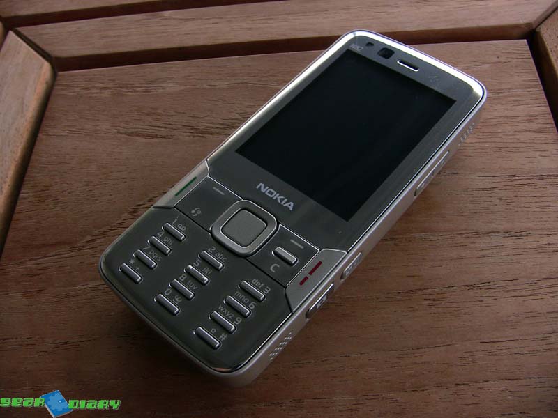 Nokia N82 Review | Gear Diary