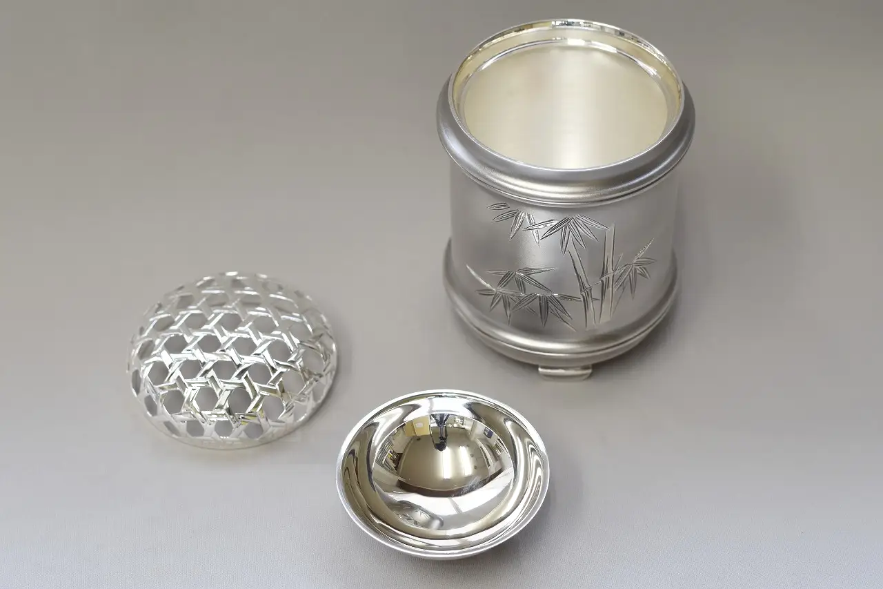 銀製香炉『竹』 ｜ 内藤銀器製作所