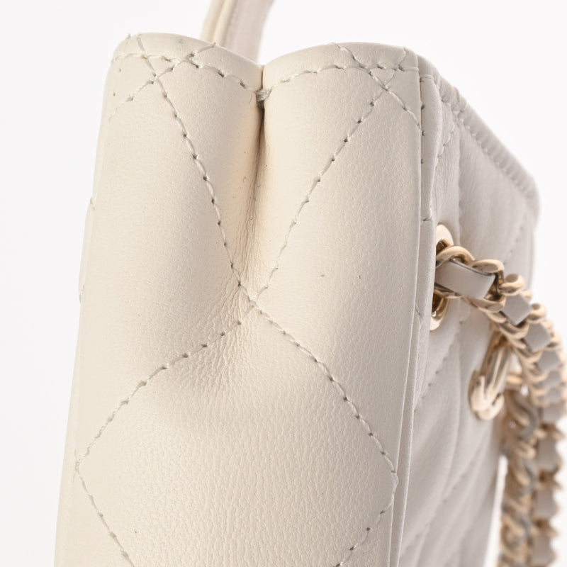 シャネルミニ ポシェット チェーンショルダー 42976 白 レディース