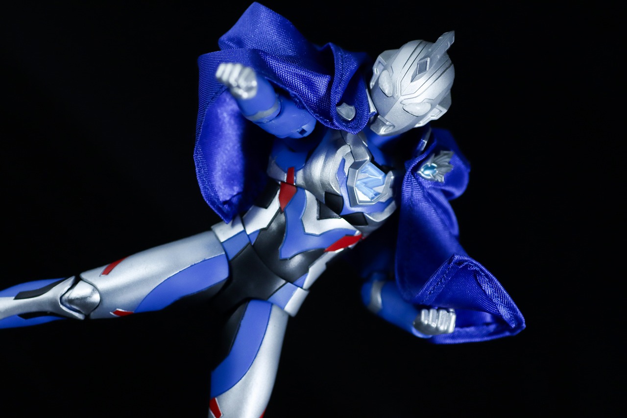 S.H.フィギュアーツ ニュージェネレーション ウルトラマンケープ