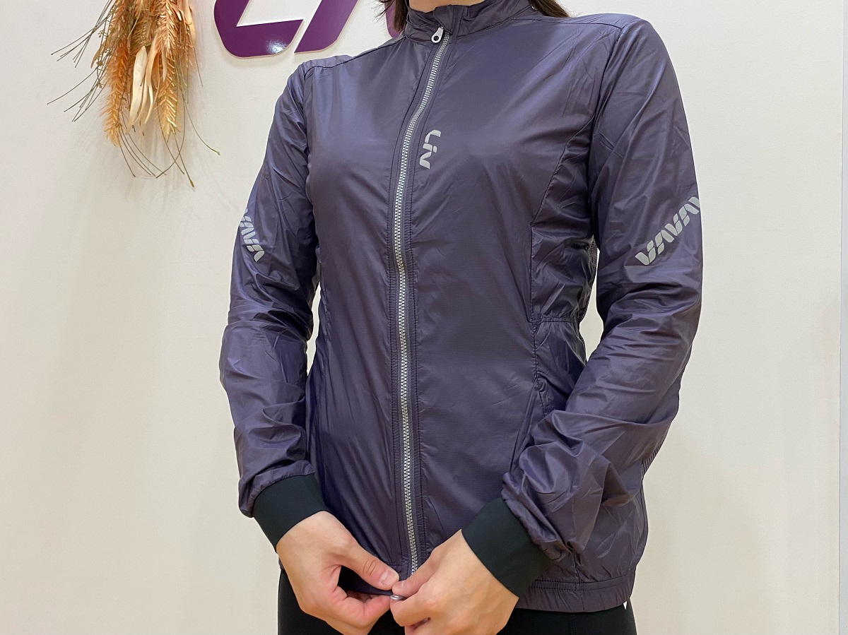 Liv＊新色のウィンドブレーカーのご紹介です！ ｜ ジャイアントストア大阪