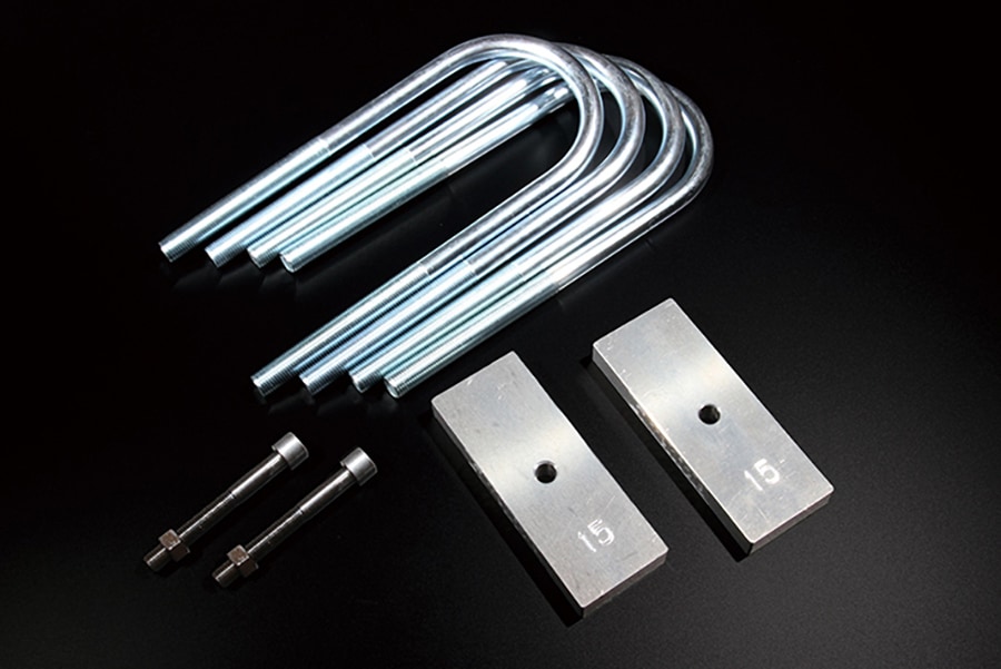 ハイエース200系 専門店 ユーアイビークルのハイエース ジュラルミン