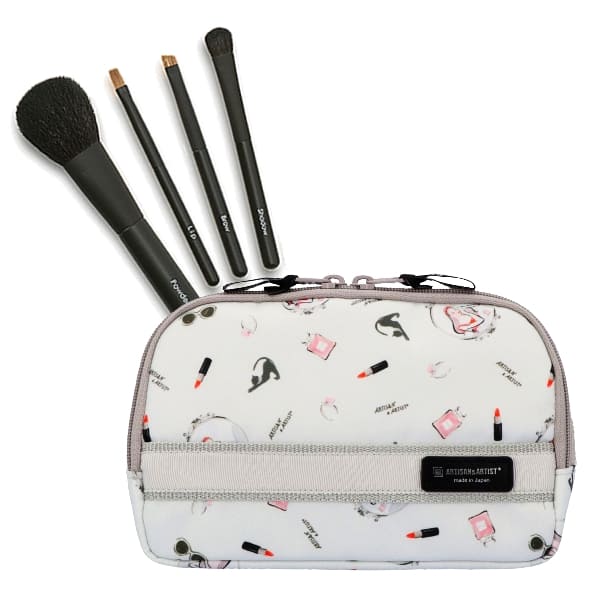 オンライン限定 コスメポーチとメイクブラシのギフトセット 4W-0816