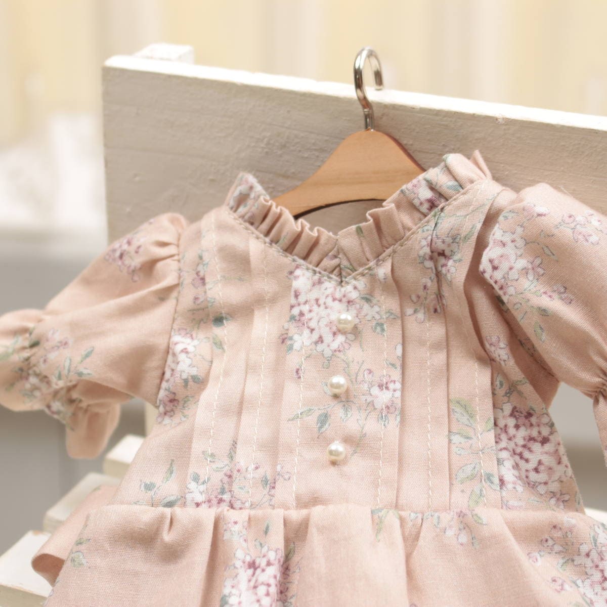 着せ替え用】 ブーケ柄 サッシュワンピース/ アミブルージュ